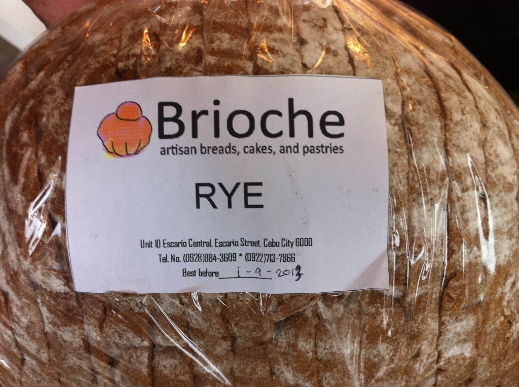 brioche-whole-wheat-walnut-raisin